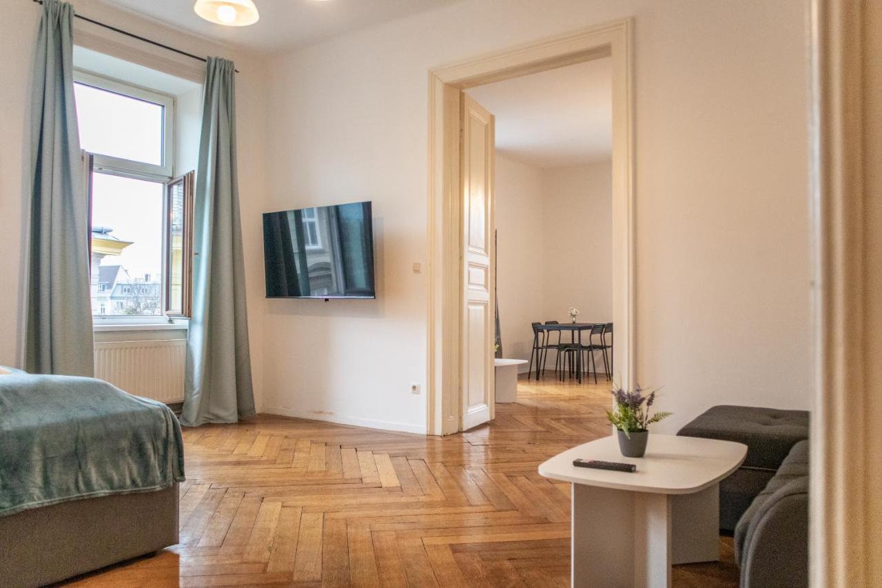 Roomy 2Br Apt. Near Akh -Perfect For Longstays Wiedeń Zewnętrze zdjęcie