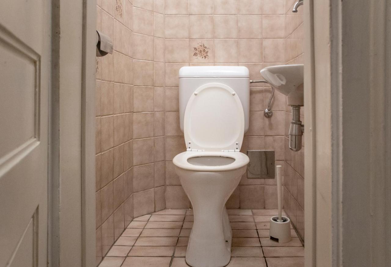 Roomy 2Br Apt. Near Akh -Perfect For Longstays Wiedeń Zewnętrze zdjęcie